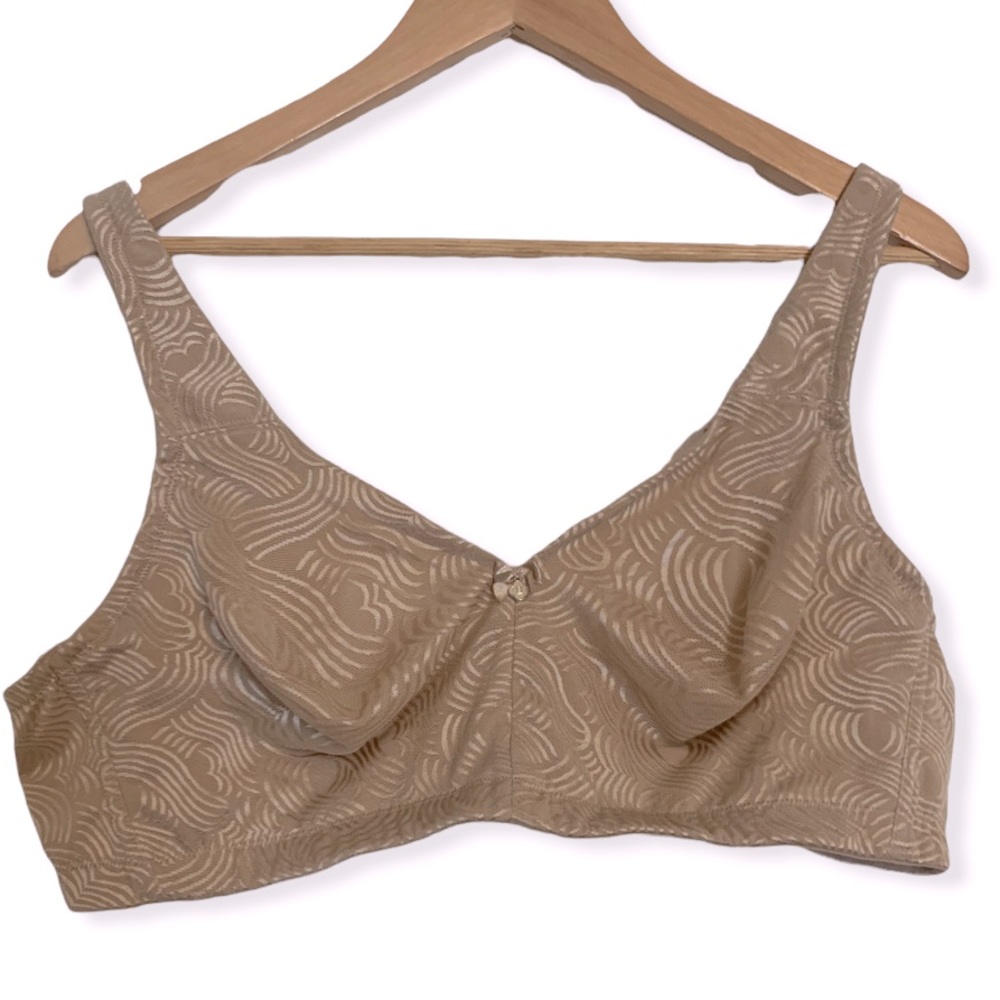 Breezies Wire-Free Bra Size 46C